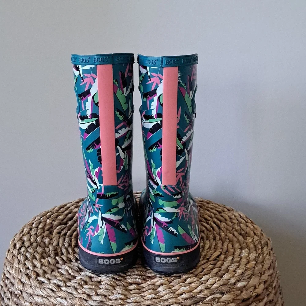 BOGS Youth Girls Rainbow Palm Print Waterproof Pull On Tall Rain Wellie Boots S6